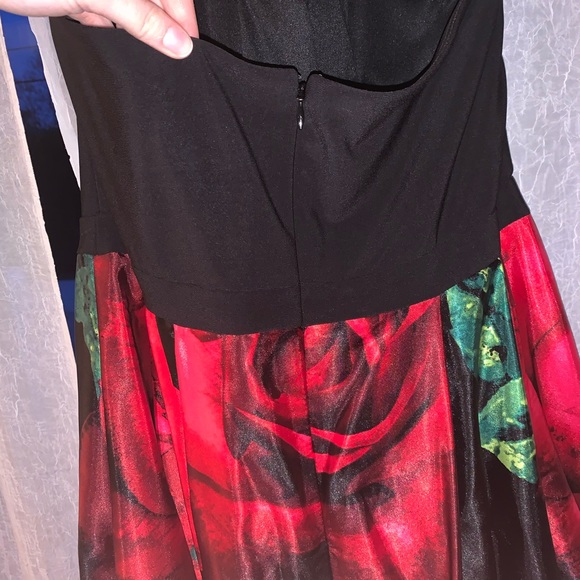 Red Roses Full Length Prom Dress - Picture 6 of 8